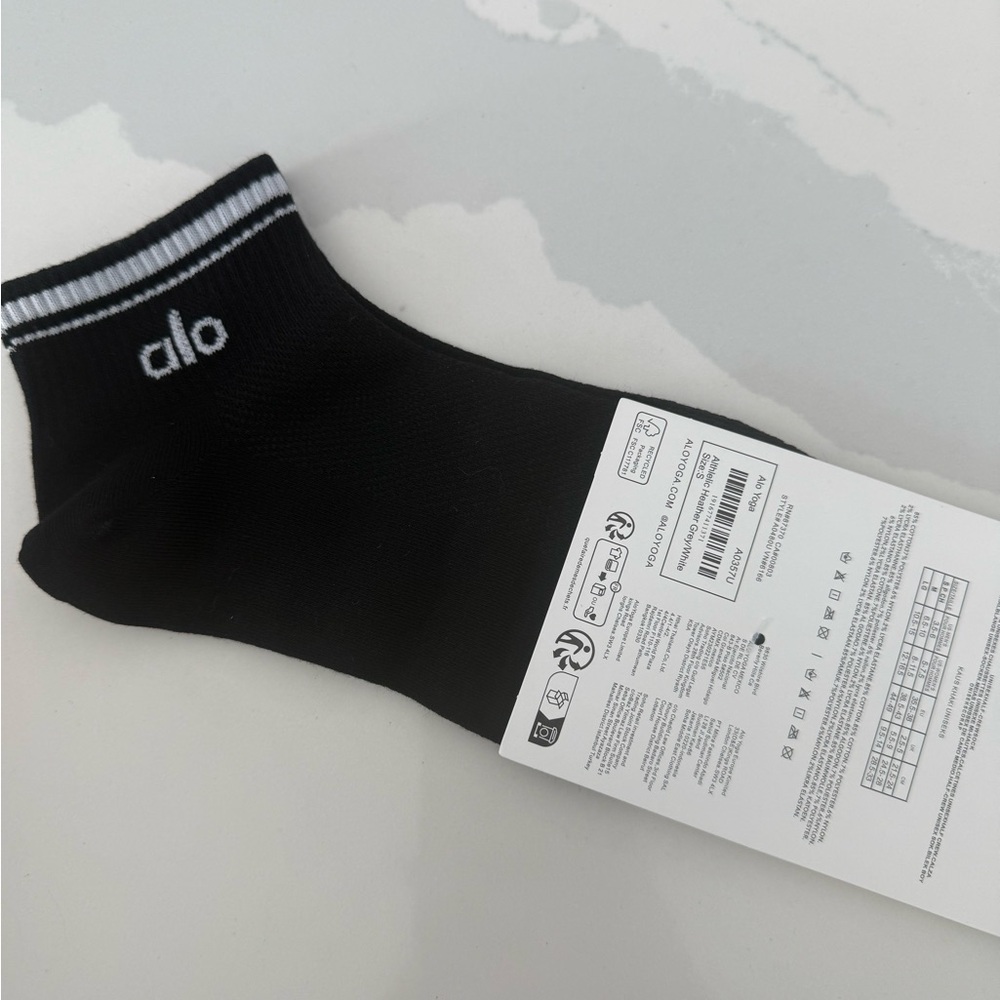 ALO Yoga Black Athletic Socks
